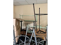 Diverse tafels en stoelen - afbeelding 5 van  5