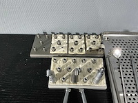 Diverse tandheelkundige handinstrumenten en accessoires - afbeelding 8 van  12
