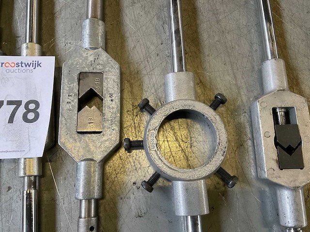 Diverse tappen en sijplaten - afbeelding 7 van  8