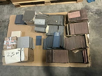 Diverse tegels 15x15cm en plinttegels - afbeelding 3 van  6