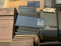 Diverse tegels 15x15cm en plinttegels - afbeelding 6 van  7