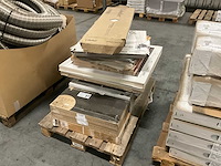 Diverse tegels - afbeelding 1 van  6