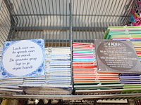 Diverse teksttegeltjes, ruim 100 stuks in mand. - afbeelding 2 van  2