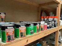Diverse tenco beits en hammerite lakken