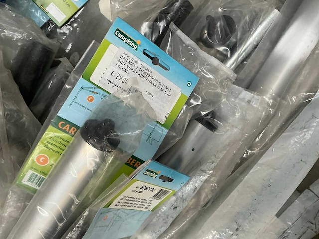 Diverse tentstokken - afbeelding 7 van  7
