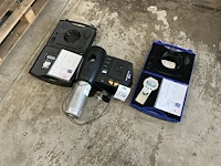 Diverse test equipment