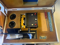 Diverse testaparatuur - afbeelding 2 van  5