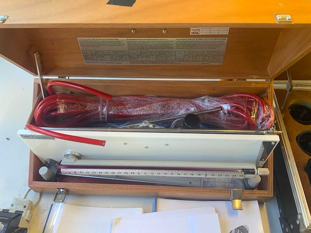 Diverse testaparatuur - afbeelding 3 van  5