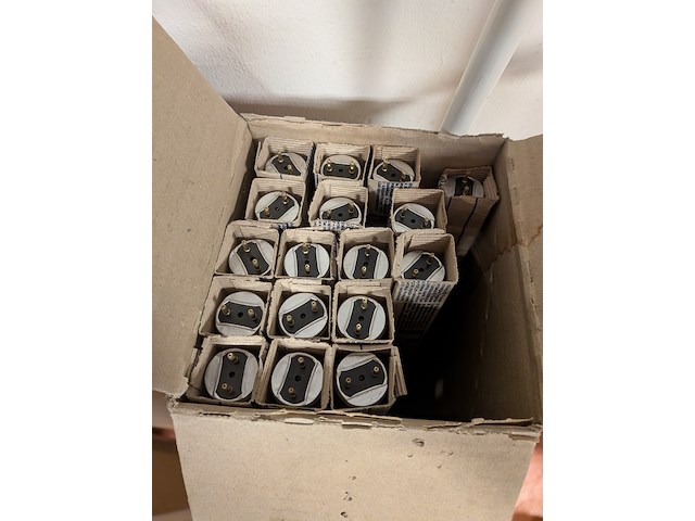 Diverse tl verlichting o.a. led - afbeelding 7 van  16