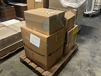 Diverse toilet toebehoren - afbeelding 1 van  5