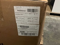 Diverse toilet toebehoren - afbeelding 3 van  5