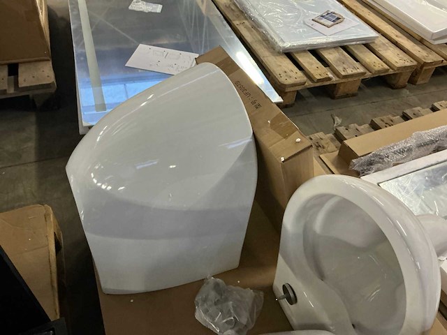 Diverse toiletten (3 stuks) - afbeelding 4 van  4