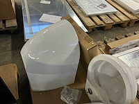 Diverse toiletten (3 stuks) - afbeelding 4 van  4