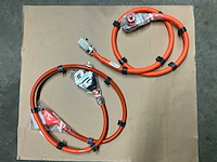 Diverse toyota hv kabels met connectoren