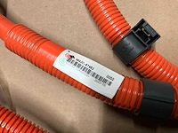 Diverse toyota hv kabels met connectoren - afbeelding 4 van  5