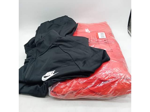 Diverse trainingspakken, nike - afbeelding 1 van  6
