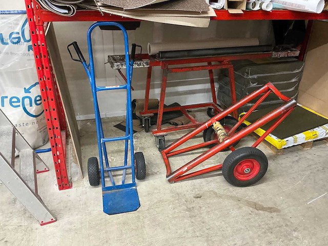 Diverse transport middelen - afbeelding 1 van  7