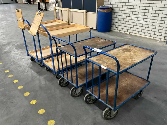 Diverse transportkarren (4x) - afbeelding 1 van  3
