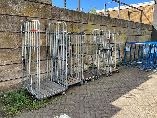 Diverse transportkarren (5x) - afbeelding 2 van  2