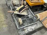 Diverse transportkarren - afbeelding 2 van  4