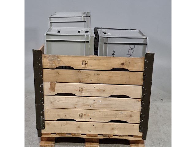 Diverse transportkisten en koffers, o.a peli - afbeelding 1 van  18
