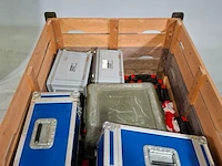 Diverse transportkisten en koffers - afbeelding 2 van  9