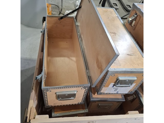 Diverse transportkisten - afbeelding 4 van  4