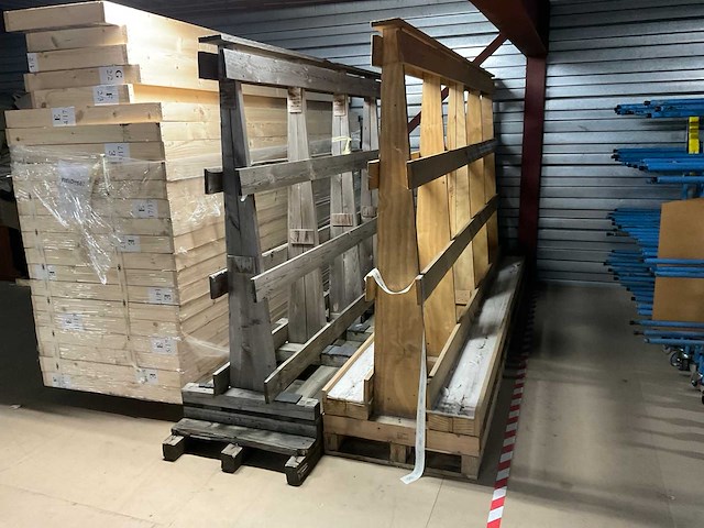 Diverse transportwagens - afbeelding 6 van  9