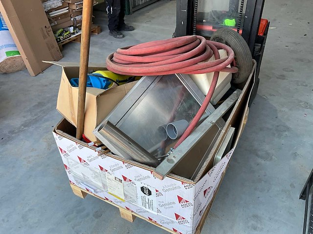 Diverse tuingereedschap - afbeelding 6 van  12