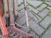 Diverse tuingereedschap - afbeelding 4 van  7