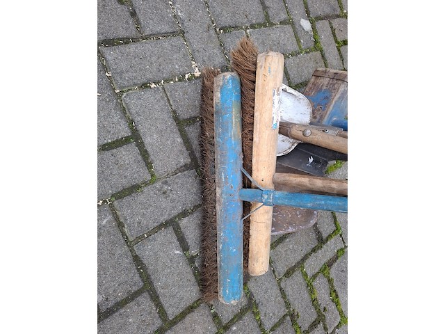 Diverse tuingereedschap - afbeelding 2 van  6