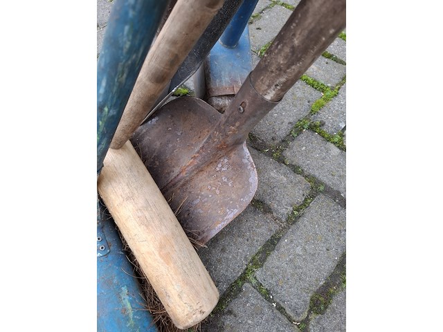 Diverse tuingereedschap - afbeelding 5 van  6