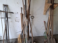 Diverse tuingereedschap - afbeelding 1 van  5