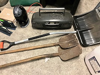 Diverse (tuin)gereedschappen en toebehoren - afbeelding 4 van  9