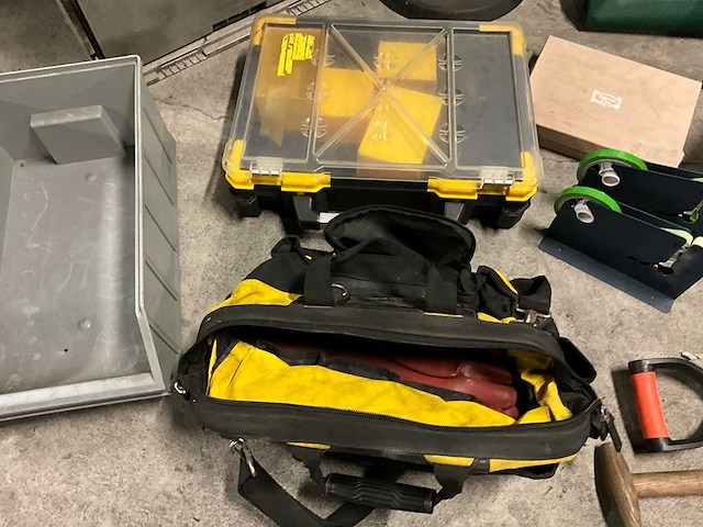 Diverse (tuin)gereedschappen en toebehoren - afbeelding 7 van  9