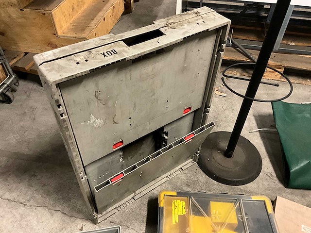 Diverse (tuin)gereedschappen en toebehoren - afbeelding 8 van  9