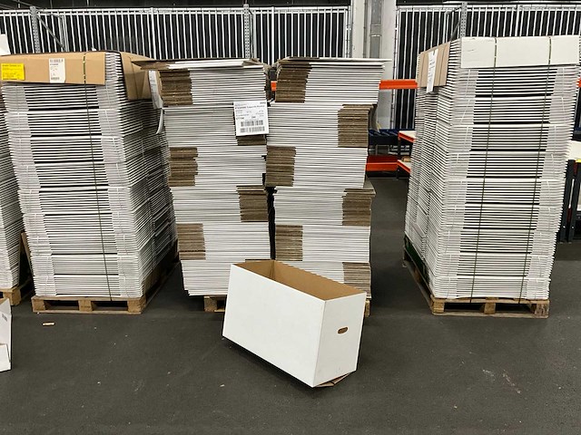 Diverse tulpendozen/deksels/kokers (9110x) - afbeelding 2 van  12