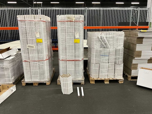 Diverse tulpendozen/deksels/kokers (9110x) - afbeelding 10 van  12