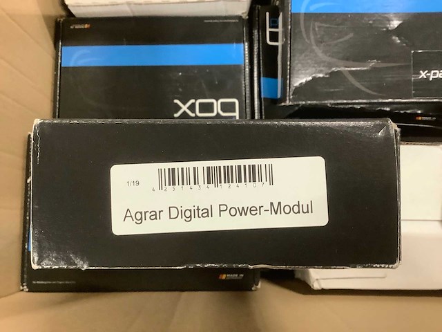 Diverse tuning auto accessoires (16x) - afbeelding 3 van  5