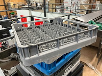 Diverse vaatwaskorven en vaatwasmanden - afbeelding 4 van  9