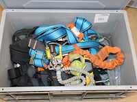 Diverse valbeveiliging in krat w.o. tracel. - afbeelding 3 van  3