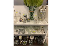 Diverse vazen en decoratie - afbeelding 7 van  11
