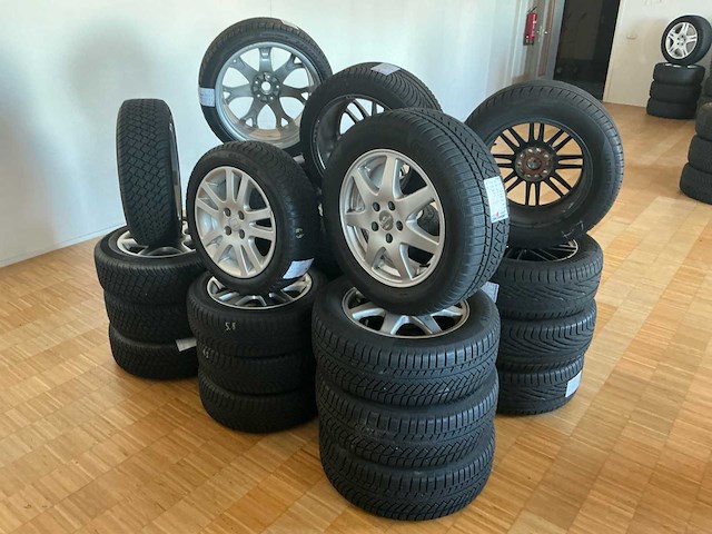 Diverse velg met band (24x) - afbeelding 24 van  29