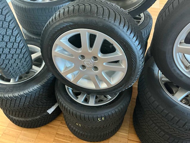 Diverse velg met band (24x) - afbeelding 29 van  29