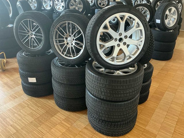 Diverse velg met band (24x) - afbeelding 1 van  27