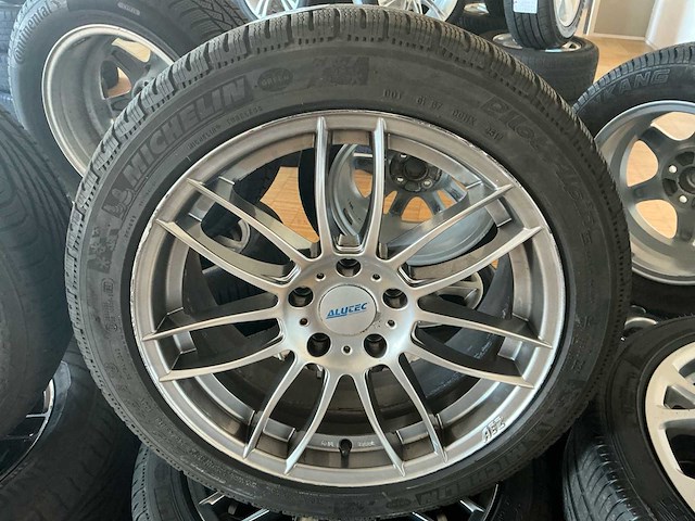 Diverse velg met band (24x) - afbeelding 15 van  27