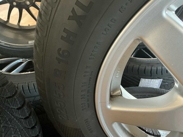 Diverse velg met band (24x) - afbeelding 24 van  27