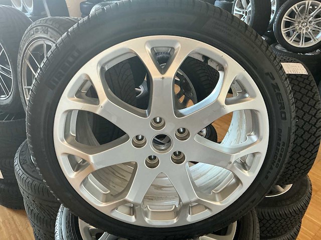 Diverse velg met band (24x) - afbeelding 10 van  29