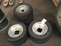 Diverse velg met band (4x) - afbeelding 1 van  2