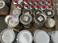 Diverse verf (12x) - afbeelding 1 van  4